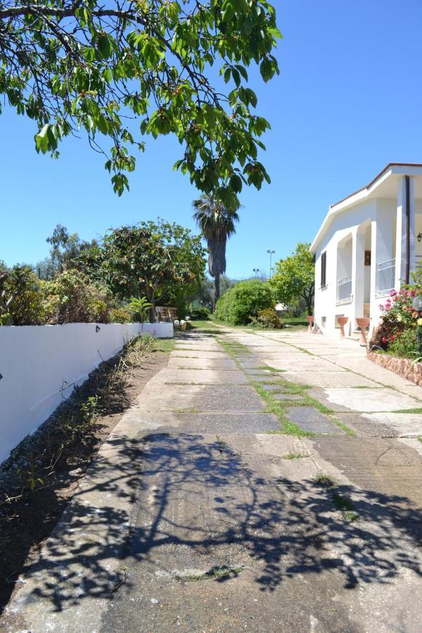 לוצוראי Villa Gladyr מראה חיצוני תמונה