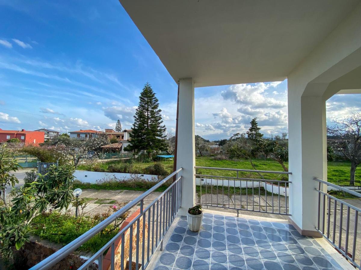 לוצוראי Villa Gladyr מראה חיצוני תמונה