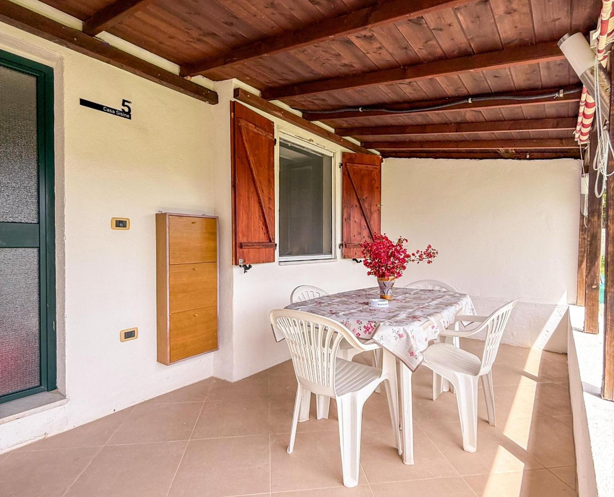 לוצוראי Villa Gladyr מראה חיצוני תמונה