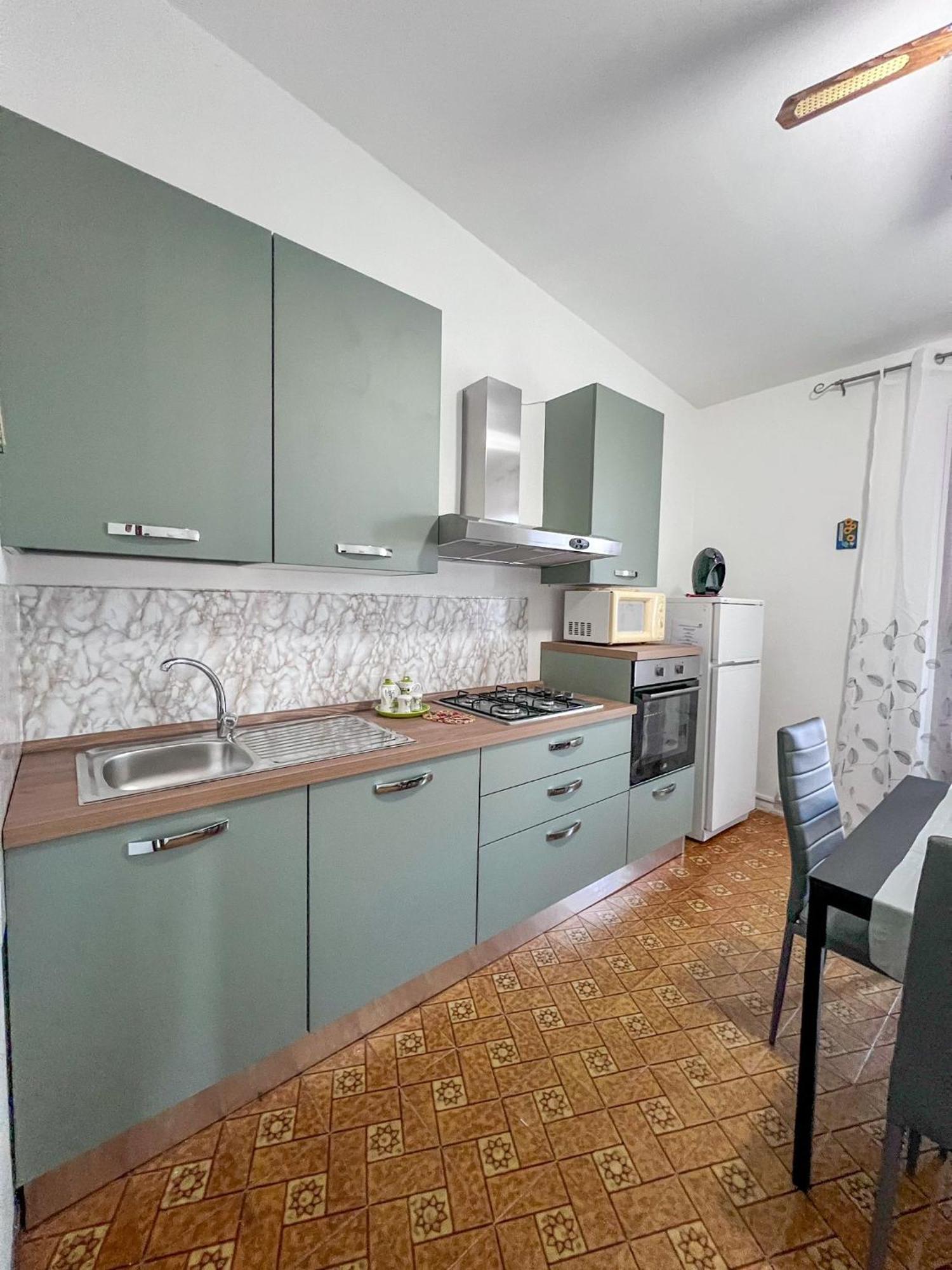 לוצוראי Villa Gladyr מראה חיצוני תמונה