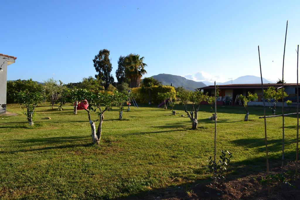 לוצוראי Villa Gladyr מראה חיצוני תמונה