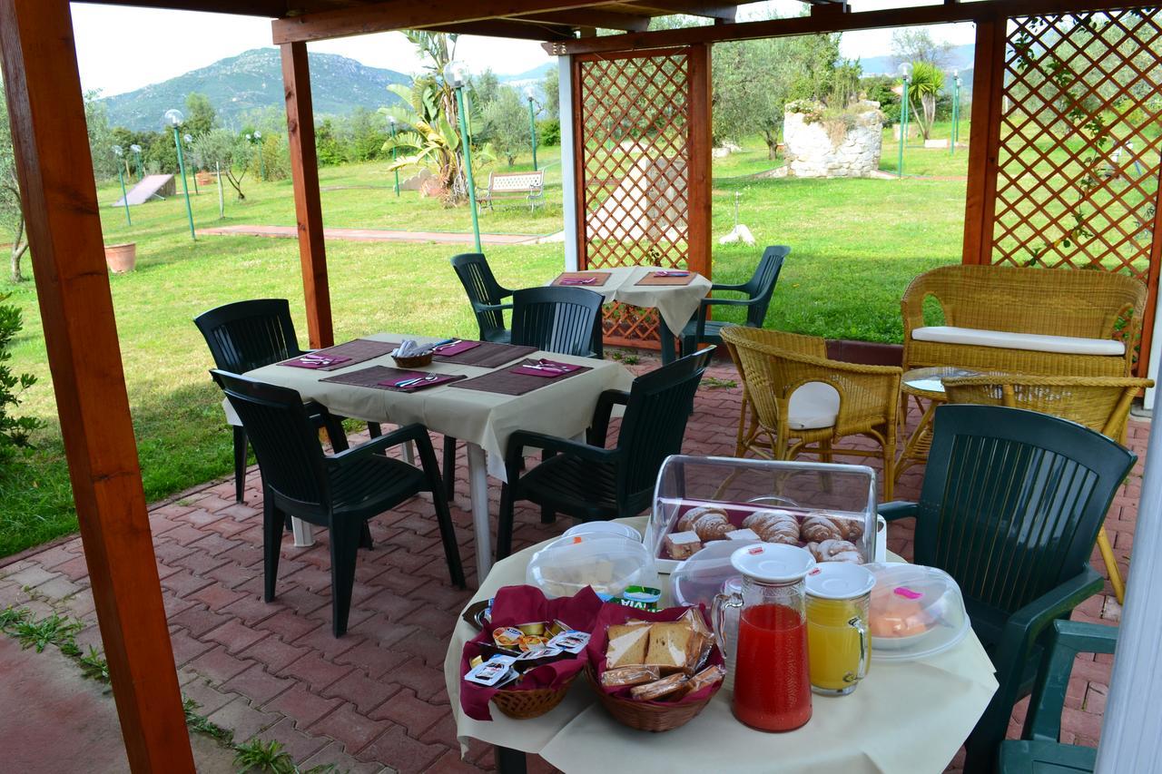 לוצוראי Villa Gladyr מראה חיצוני תמונה